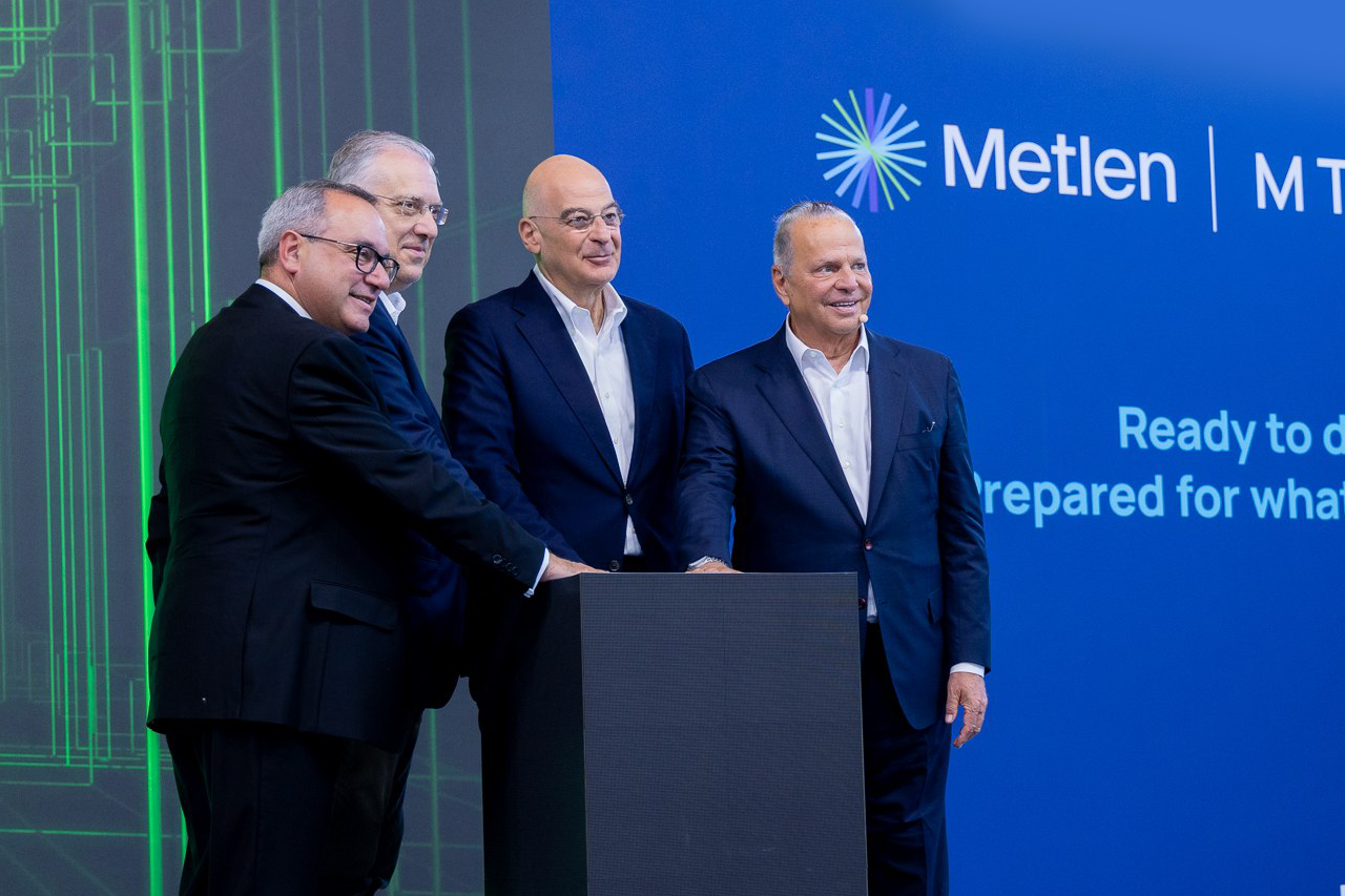 Σημαντικές πολιτικές εξελίξεις: Επενδύσεις, φορολογικές πολιτικές και σκιώδης κυβέρνηση