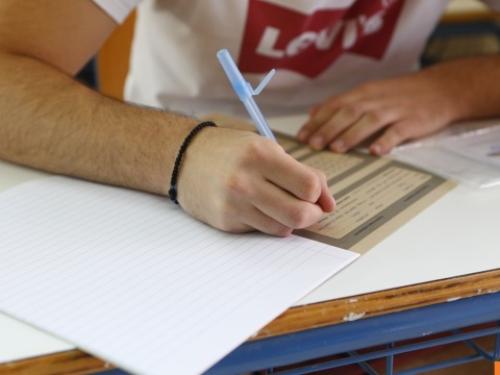 Σοβαρές πολιτικές εξελίξεις και κοινωνικά ζητήματα στην Ελλάδα