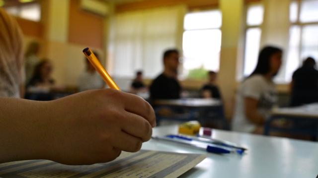 Σημαντικές Πολιτικές Εξελίξεις και Φυσικές Καταστροφές στην Ελλάδα