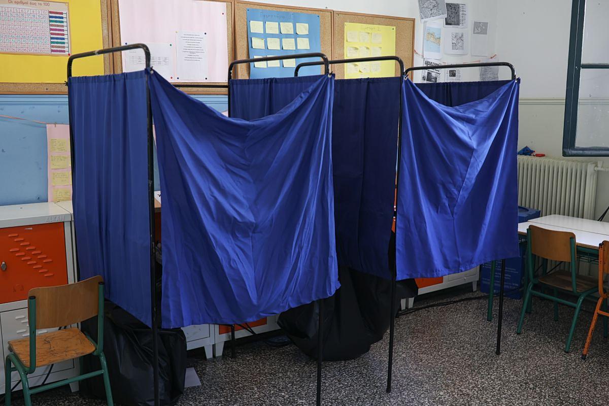 Σκιώδης κυβέρνηση Τσίπρα: Ποιοι αναλαμβάνουν τους τομείς