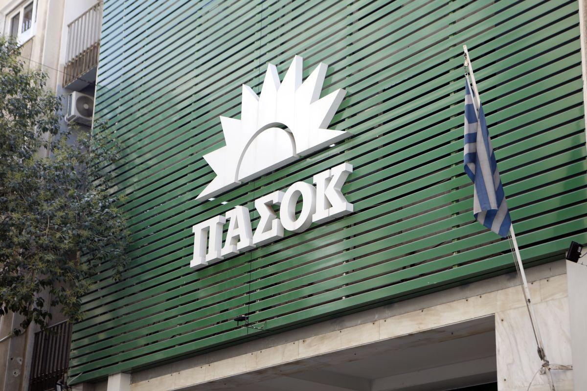 ΠΑΣΟΚ: Σοβαρές ευθύνες για την κατάρρευση του νόμου Πιερρακάκη