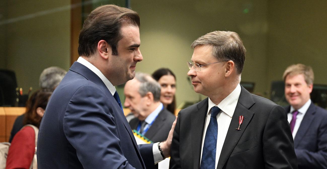 Σημαντικές Πολιτικές Εξελίξεις: Eurogroup, Εντάσεις και Διπλωματία