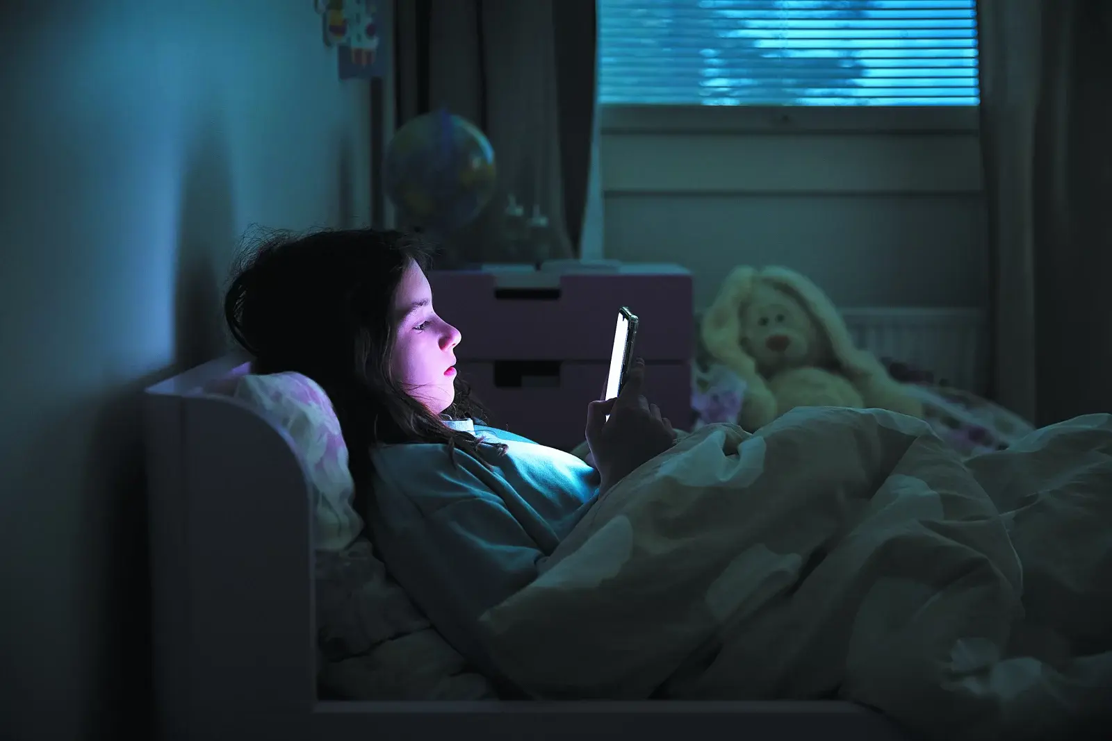 Νέες πολιτικές εξελίξεις: Netflix, περιοδικά και κοινωνικά δίκτυα