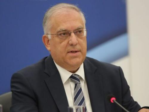 Πολιτικές εξελίξεις: Νέα μέτρα και προτάσεις από ΠΑΣΟΚ και κυβέρνηση