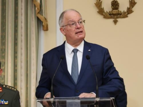 Θλίψη στην Ελλάδα και την Ευρώπη: Αποχαιρετισμός στον Γιάννη Βαρβιτσιώτη