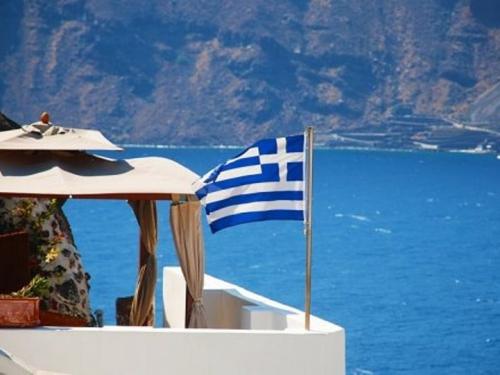 Αιματηρή συμπλοκή στον Φιλοπάππου: Δύο τραυματίες και κινητοποίηση της ΕΛ.ΑΣ.