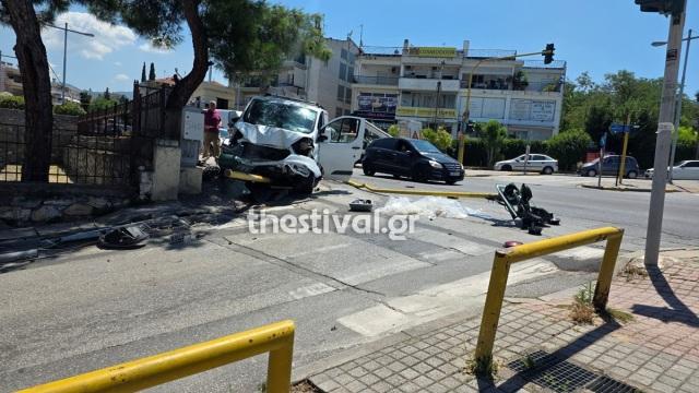 Εκρηκτικές πολιτικές εξελίξεις και φυσικές καταστροφές στην Ελλάδα