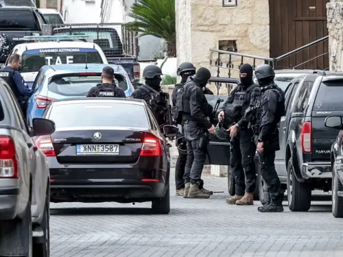 Σοβαρές Πολιτικές Εξελίξεις και Κοινωνικά Ζητήματα Στην Ελλάδα