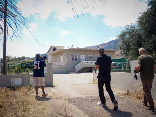 Σοβαρές εξελίξεις με πυρκαγιές και θάνατο καλλιτέχνη στην Ελλάδα