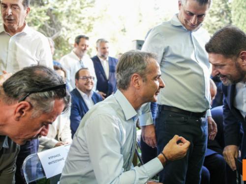 ΣΥΡΙΖΑ: Νέα Ηγεσία και Τάσεις Αποστασίας Ενόψει Εκλογών