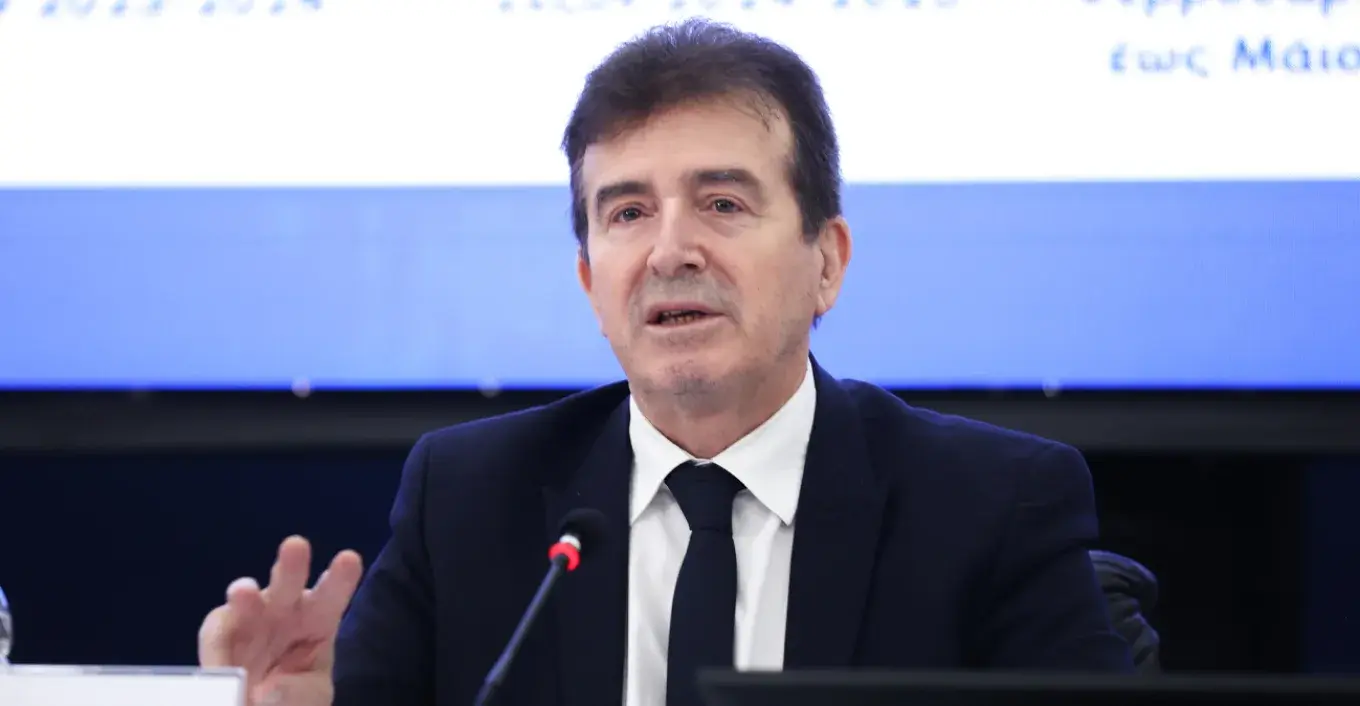 Δεσμεύσεις Χρυσοχοΐδη για τη φονική επίθεση στη Θεσσαλονίκη