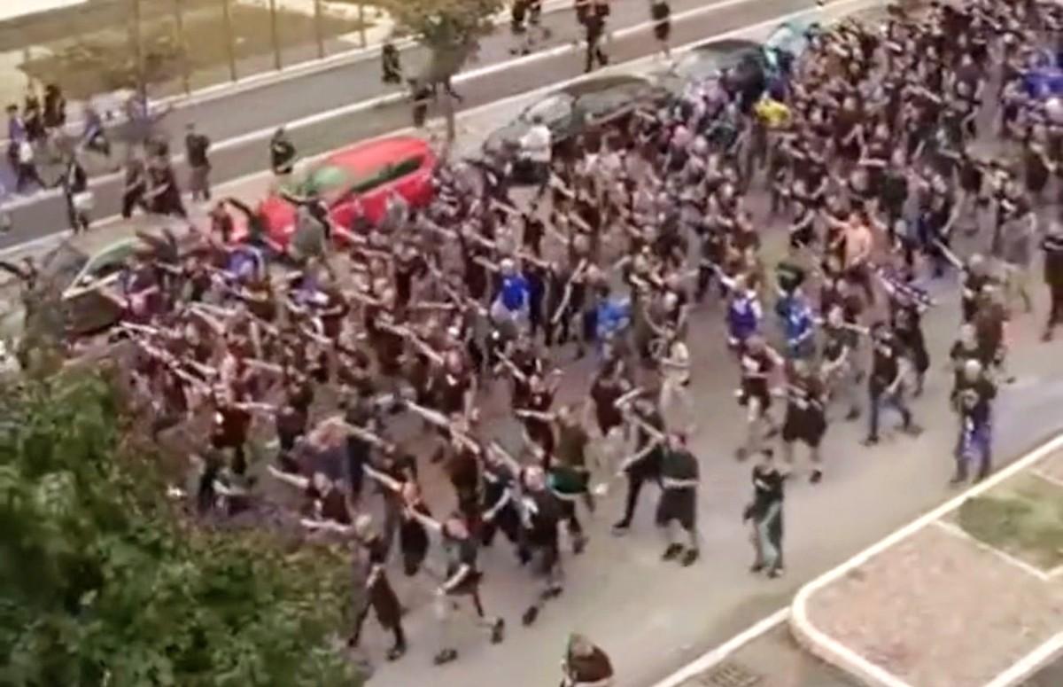 Σημαντικές Πολιτικές Εξελίξεις: Από τις Κόντρες ως τις Νίκες στα Γήπεδα