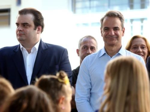 Πολιτική Κ. Μητσοτάκης στο υπουργείο Παιδείας: Το Ψηφιακό Φροντιστήριο είναι σημαντική καινοτομία