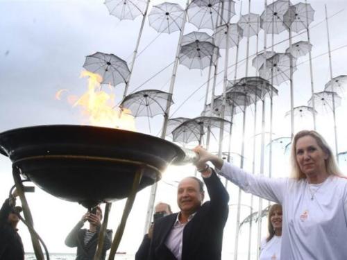 Η Ολυμπιακή Φλόγα των Ολυμπιακών Αγώνων «Παρίσι 2024» φωτίζει τη Θεσσαλονίκη