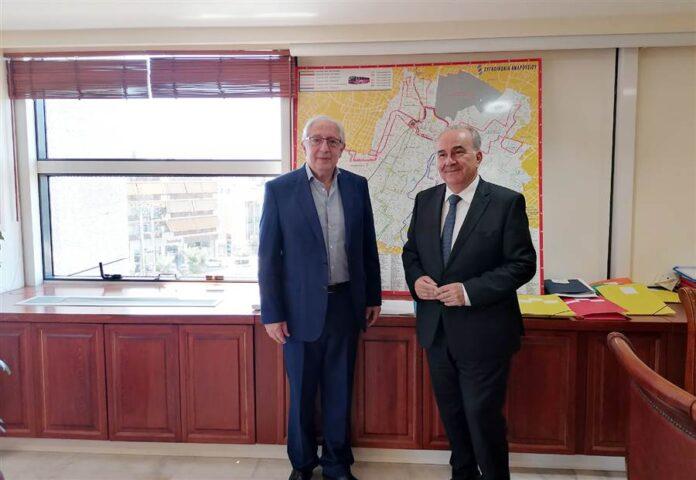 Συνάντηση του Δημάρχου Αμαρουσίου Θ. Αμπατζόγλου με τον Αν. Υπουργό Εθνικής Οικονομίας και Οικονομικών Ν. Παπαθανάση