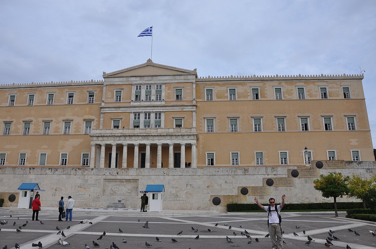 Πολιτικές εξελίξεις και η 25η Μαρτίου: Μήνυμα ενότητας και προόδου