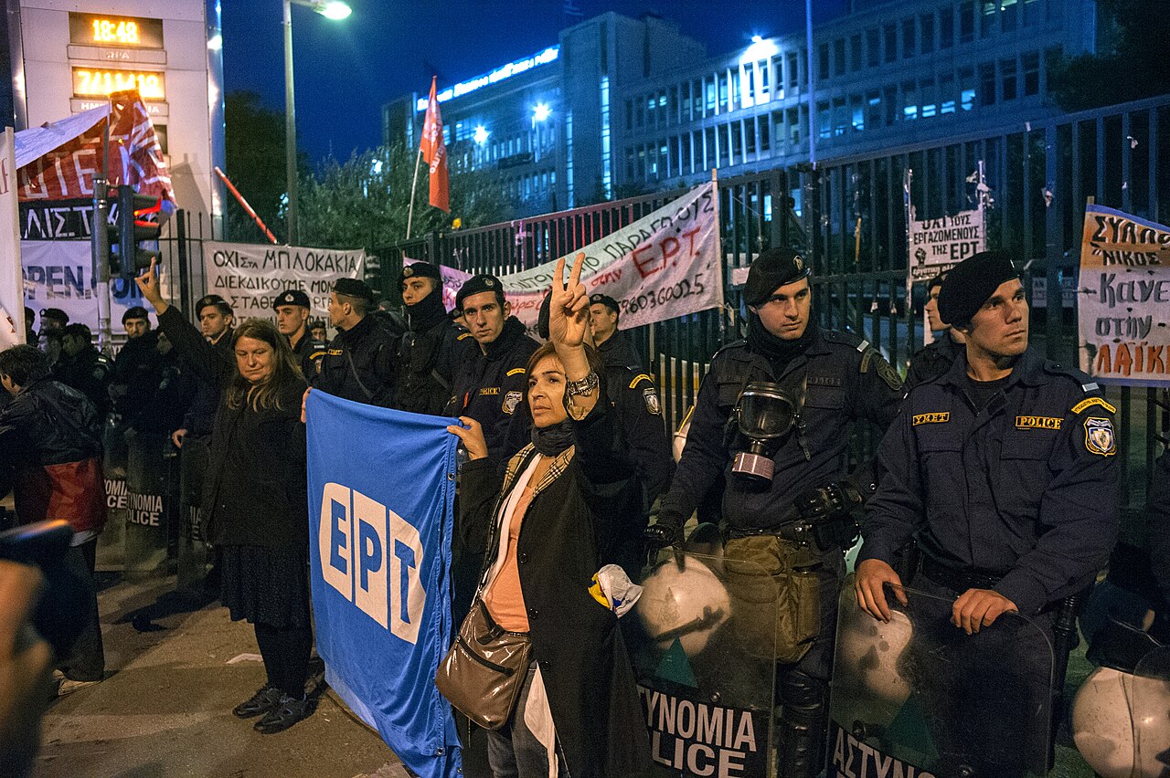 Πολιτικές Εξελίξεις: Στο επίκεντρο το ΠΑΣΟΚ και η στήριξη της κτηνοτροφίας