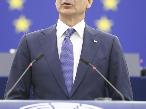Σημαντικές πολιτικές εξελίξεις: ΠΑΣΟΚ, Μητσοτάκης και Διεθνείς Σχέσεις