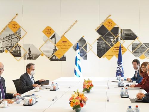 Σφοδρές αντιδράσεις στον ΣΥΡΙΖΑ και διπλωματικές κινήσεις Δένδια