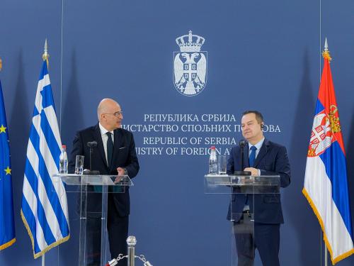 Κρίσιμες πολιτικές εξελίξεις: Διάλυση ΣΥΡΙΖΑ και διεθνείς σχέσεις στο προσκήνιο